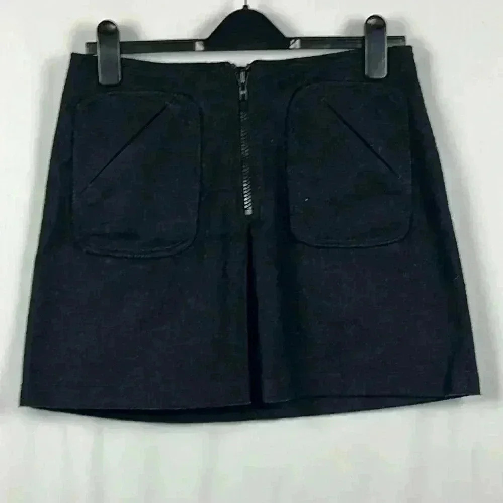 Gap Women’s Mini Skirt Dark Charcoal Gray Zip Front Front Square Pockets Wool 6